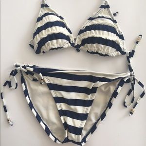 Small Lace navy striped bikini